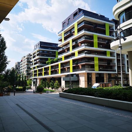 Ferienwohnung Corvin Promenade With Free Parking Budapest Exterior foto